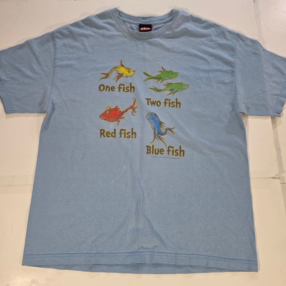 Dr Seuss One Fish Two Fish Red Fish Blue Fish Graphic T-Shirt XL Blue Vtg 2007